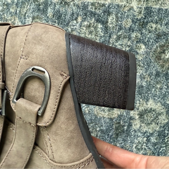 Indigo Rd. Tan Ankle Booties - Picture 9 of 9